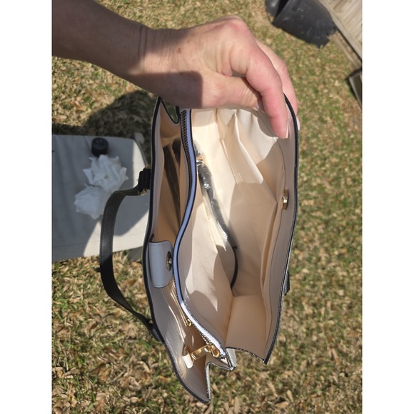 Lulu Handbag - Picture 6 of 9